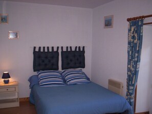 3 bedrooms, internet - LES CHARMILLES by Interhome (Crasville)