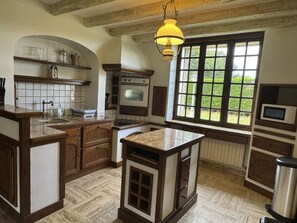 Fridge, microwave, oven, dishwasher - Das Landhaus by Interhome (Moulines)
