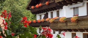 Wohnung mit möblierter Terrasse und Waldblick by Interhome