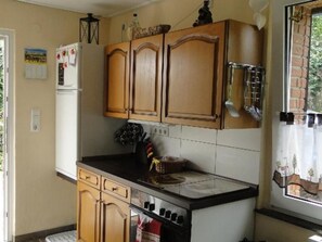 Fridge, microwave, oven, dishwasher - Wienrode by Interhome (Blankenburg)