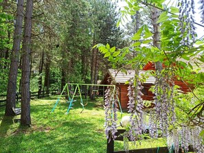 Children’s area - Finca "5-Schlafzimmer-Haus" mit Bergblick by Interhome (Rudanovac)