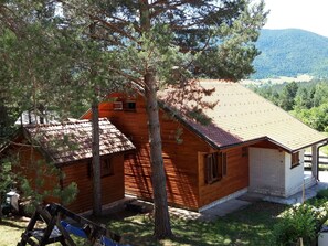 Exterior - Finca "5-Schlafzimmer-Haus" mit Bergblick by Interhome (Rudanovac)