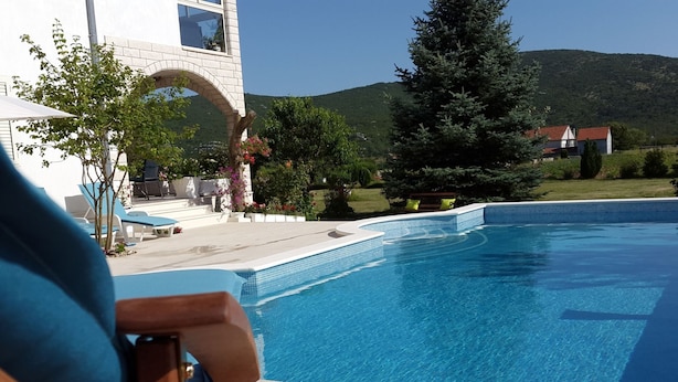 Beheizter Pool