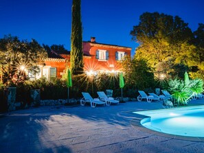 A heated pool - Le mas de l'Aven Unterkunft le mûrier by Interhome (Aups)