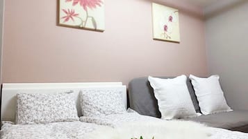 2 bedrooms, WiFi, bed sheets