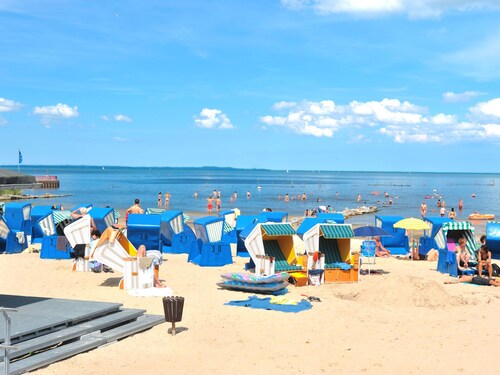 Wohnung an der Ostsee mit Blick auf den Yachthafen by Interhome