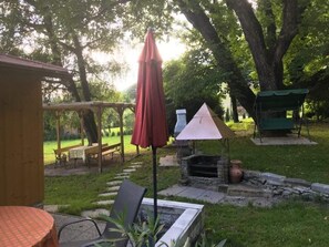 Outdoor dining - in Steindorf Am Ossiacher See by Interhome (Steindorf am Ossiacher See)