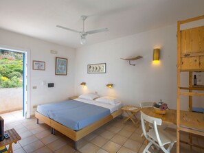 Inside other - Wohnung in Marettimo mit Terrasse, gemeinsamem Pool und Garten by Interhome (Egadi Favignana)