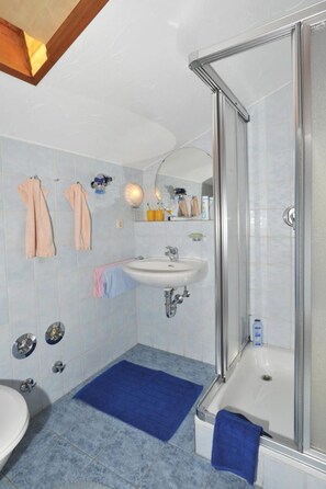 Towels - Komfortable Ferienwohnung mit herrlichem Bergblick by Interhome (Reit im Winkl)