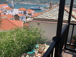 Property grounds - "Kyria Florenz" by Interhome (Skopelos)
