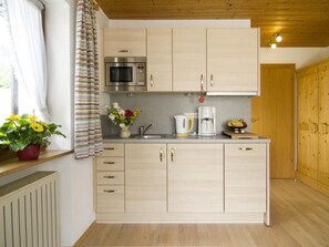 Fridge, microwave, dishwasher, cookware/dishes/utensils - Kaiserblick by Interhome (Reit im Winkl)