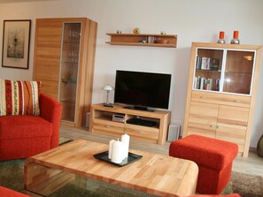 DVD player - mit Blick auf die Berge by Interhome (Braunlage)