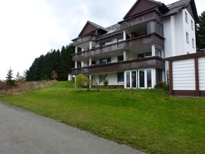 Exterior - mit Blick auf die Berge by Interhome (Braunlage)
