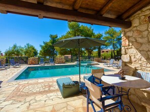 Pool - Villa Nefeli mit privatem Pool by Interhome (Agios Leon)