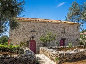 Exterior - Villa Ariadne mit privatem Pool by Interhome (Agios Leon)