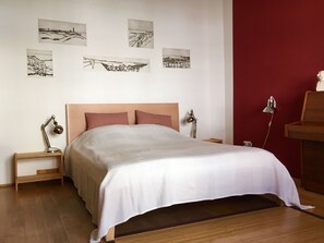 1 bedroom, Internet - Zentrale Wohnung mit Klavier, Kunst und Design by Interhome (Bremerhaven)