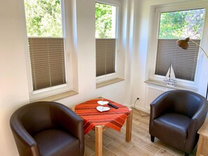 Interior - Kleine, frisch renovierte Zwei-Zimmerwohnung by Interhome (Bansin)