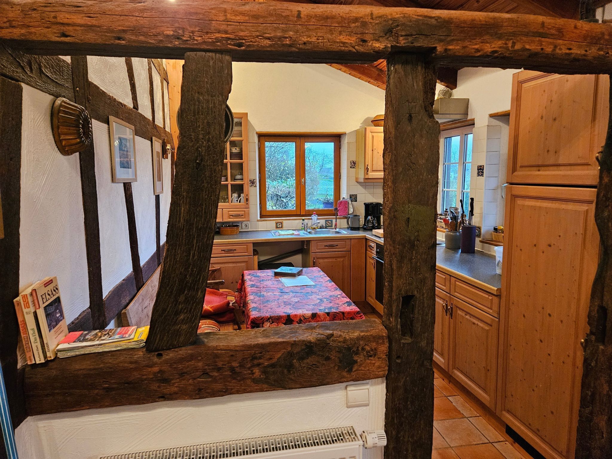 Fridge, microwave, oven, cookware/dishes/utensils