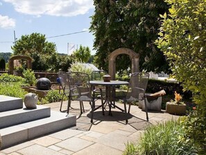 Outdoor dining - Am Rückerlhof-Katrin by Interhome (Geigant)
