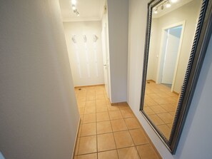 Interior - Wohnung in Wenningstedt-Braderup mit Terrasse by Interhome (Wenningstedt-Braderup)
