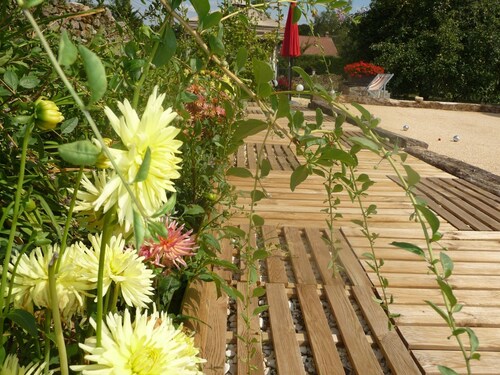 Domaine "Chez Marianne" mit Privatparkplatz by Interhome