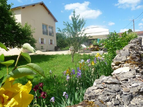 Domaine "Chez Marianne" mit Privatparkplatz by Interhome