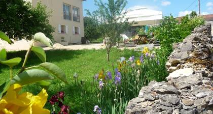 Domaine "Chez Marianne" mit Privatparkplatz by Interhome