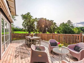 Outdoor dining - Hjorted am Seeufer by Interhome (Hjorted)