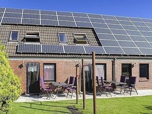 Outdoor dining - Landhaus Allgeier by Interhome (Bensersiel)