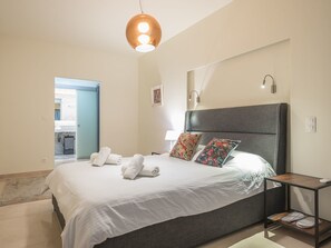Room - Stilvolle 2 Schlafzimmer, nur wenige Schritte von Fokionos Negri by Interhome (Athen)