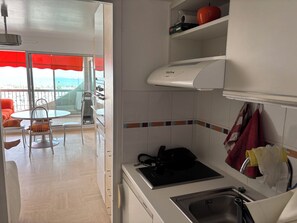 Microonde, forno, piano cottura