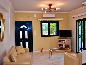 Fernseher, Kamin