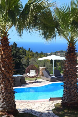 Pool - Luxusvillen Thanasis in der Nähe von Kathisma by Interhome (Aj. Nikitas)