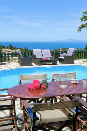 Outdoor dining - für 6 Personen und 2 Kinder auf Lefkada by Interhome (Aj. Nikitas)