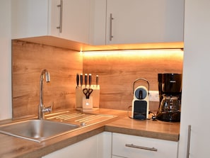 Fridge, microwave, oven, dishwasher - Tirol in Umhausen by Interhome (Umhausen)