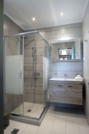 Towels - Villa Hrw mit privatem Pool by Interhome (Aj. Nikitas)
