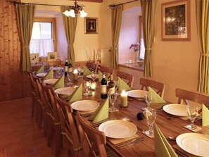 Dining - Chalet Gove für Unterkunft mit Halbpension unter der Leitung des Eigentümers by Interhome (Tamsweg im Lungau)