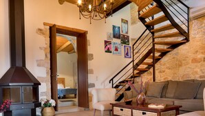 TV, DVD player - "Villa Aladanos" mit privatem Pool by Interhome (Kalami)