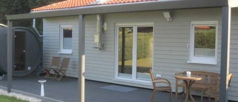 تناول الطعام بالخارج