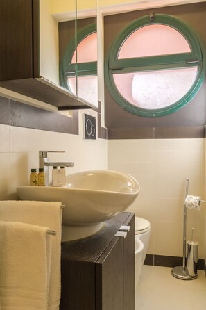 Bathroom - Wohnung in Taormina mit Terrasse by Interhome (Taormina)