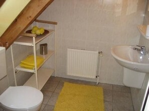 Bathroom - Kuscheliges Appartement für Zwei by Interhome (Altfunnixsiel)