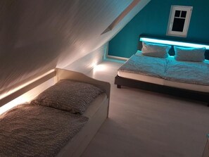 Internet - mit großer Dachterrasse by Interhome (Detern)
