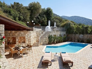 Pool - Dioni für 6 Personen und 1 Kind by Interhome (Roumeli)