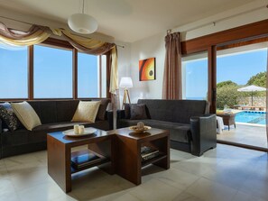 TV, fireplace, DVD player - Haus in Geropotamos mit privatem Pool by Interhome (Roumeli)