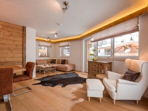 TV - Almhütte by Interhome (Brixen im Thale)