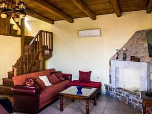 Fernseher, Kamin