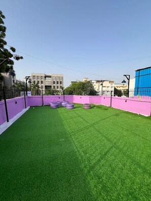 Free daily full breakfast  - LIVZO - PURPLE HOUSE (Ahmedabad)