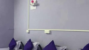 Room - LIVZO - PURPLE HOUSE (Ahmedabad)
