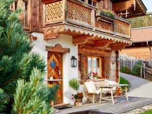 Outdoor dining - im Almdorf in Flachau by Interhome (Flachau)