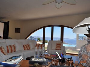 TV, fireplace - mit Privatpool für 12 Personen in Agia Galini, Kreta by Interhome (Ayia Galini Kriti)